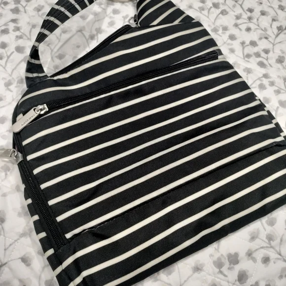 Beautiful - Picture 3 of 5